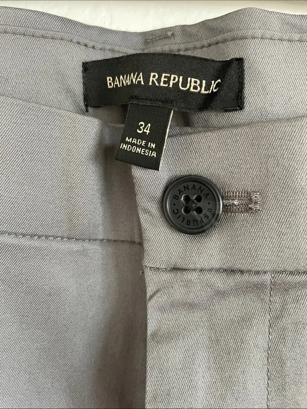 Banana Republic Gray Stretch Chino Men’s Shorts Size 34